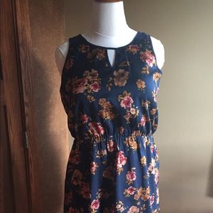 Navy blue sleeveless dress with flowers